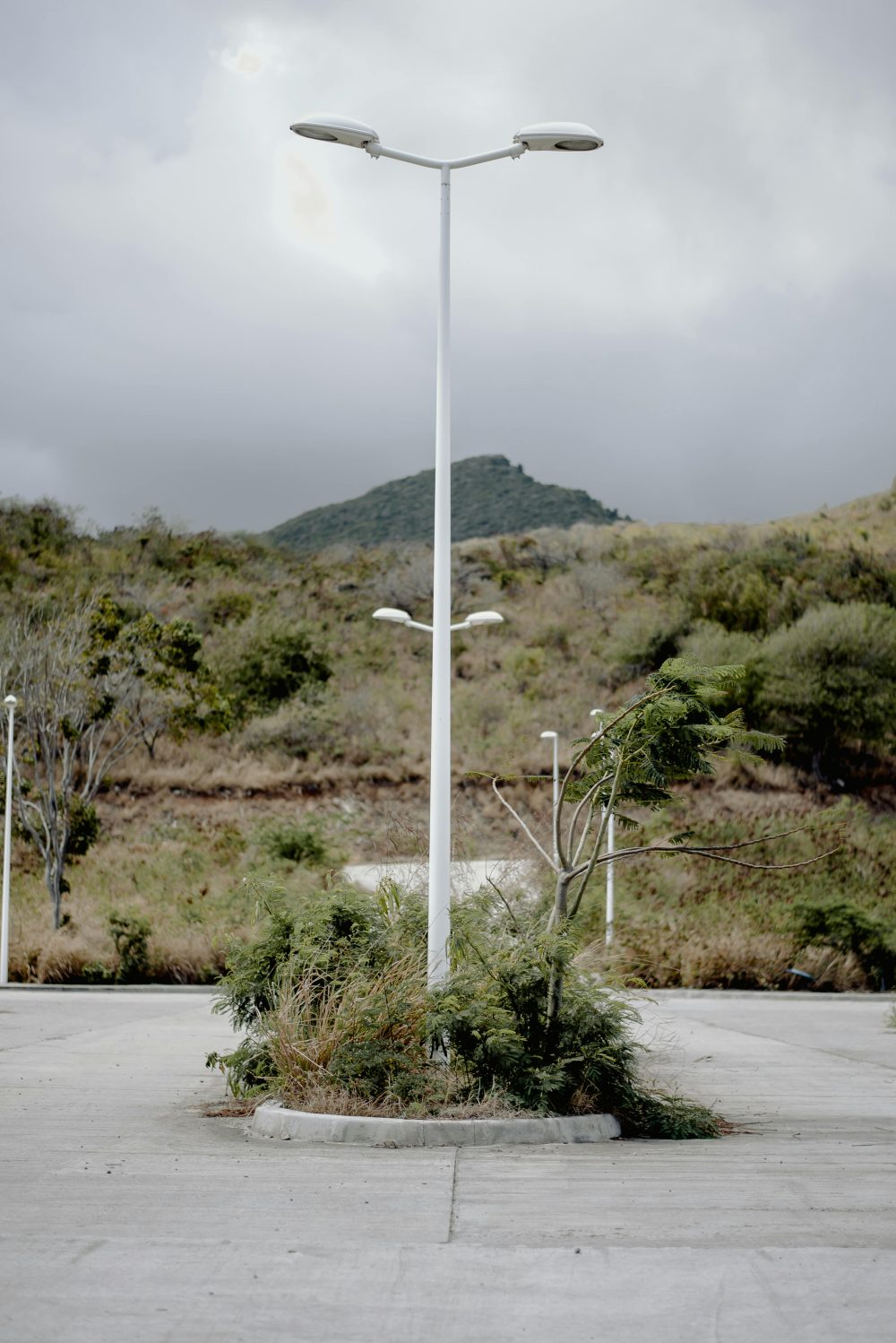 Poste cónico 6 metros galvanizado