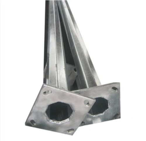Poste octogonal cónico (facetado) 12 metros galvanizado